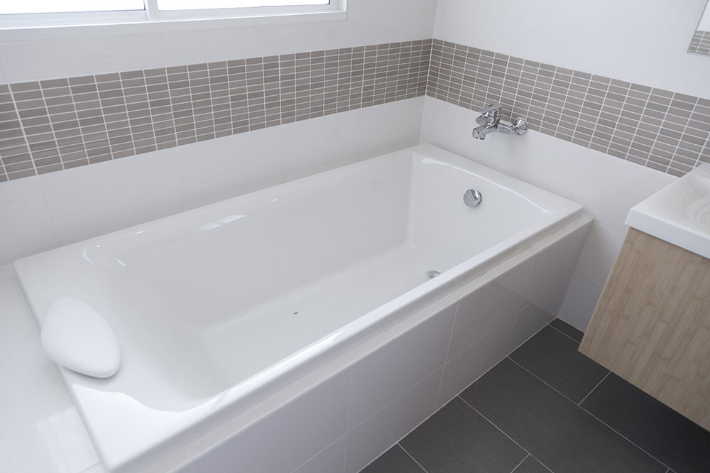 Top Bath Tubs for Small Bathrooms