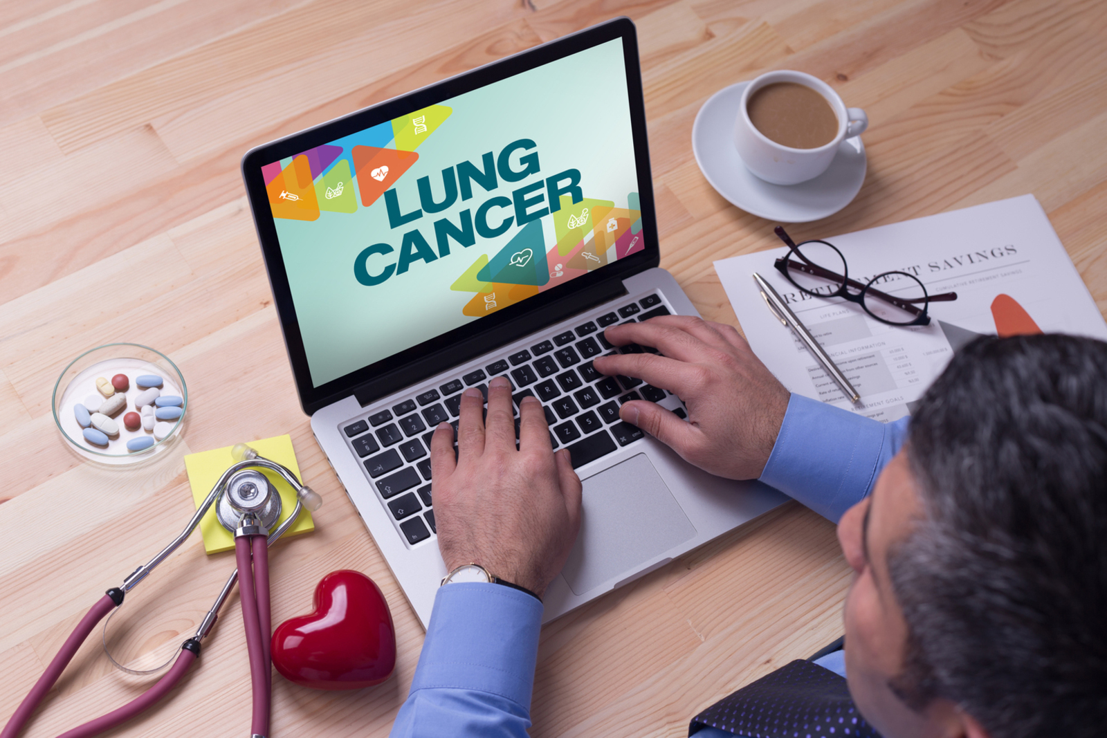5 Common Warning Signs of Lung Cancer